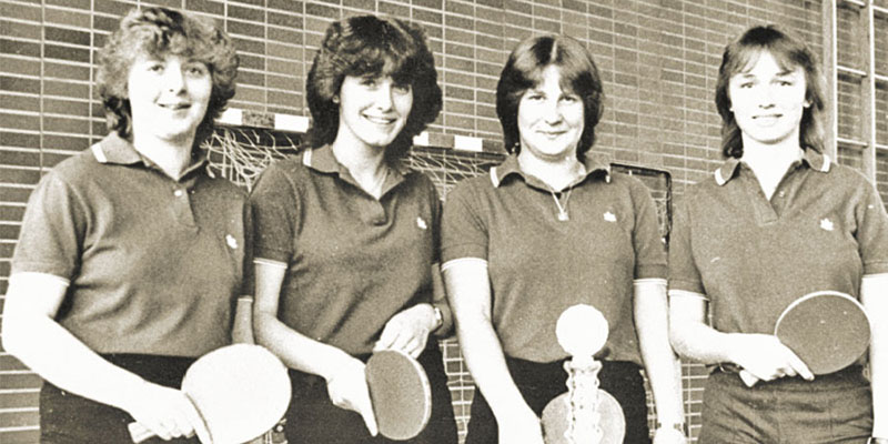 Damen_1983_84_900x600